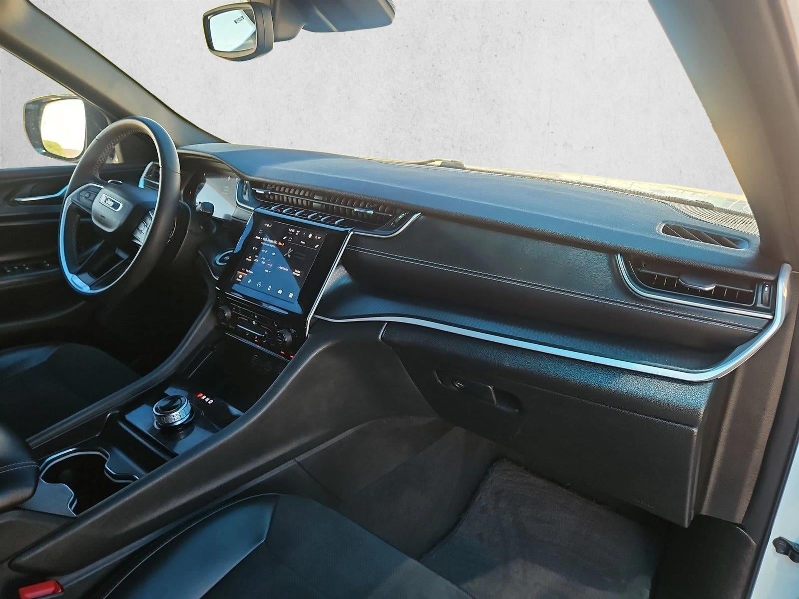 2024 Jeep Grand Cherokee L Altitude 4x4