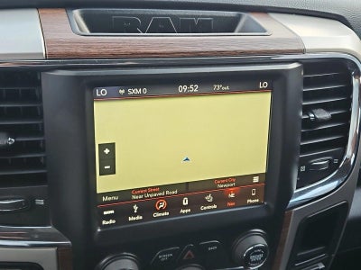 2018 RAM 1500 Laramie Crew Cab 4x4 5'7" Box