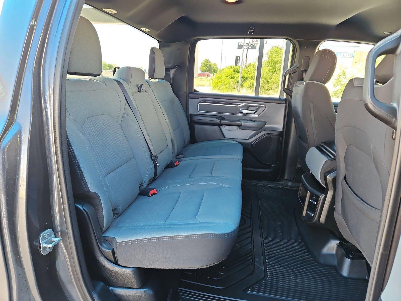 2022 RAM 1500 Big Horn Crew Cab 4x4 5'7" Box