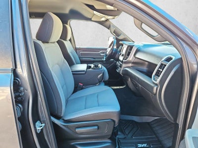 2022 RAM 1500 Big Horn Crew Cab 4x4 5'7" Box