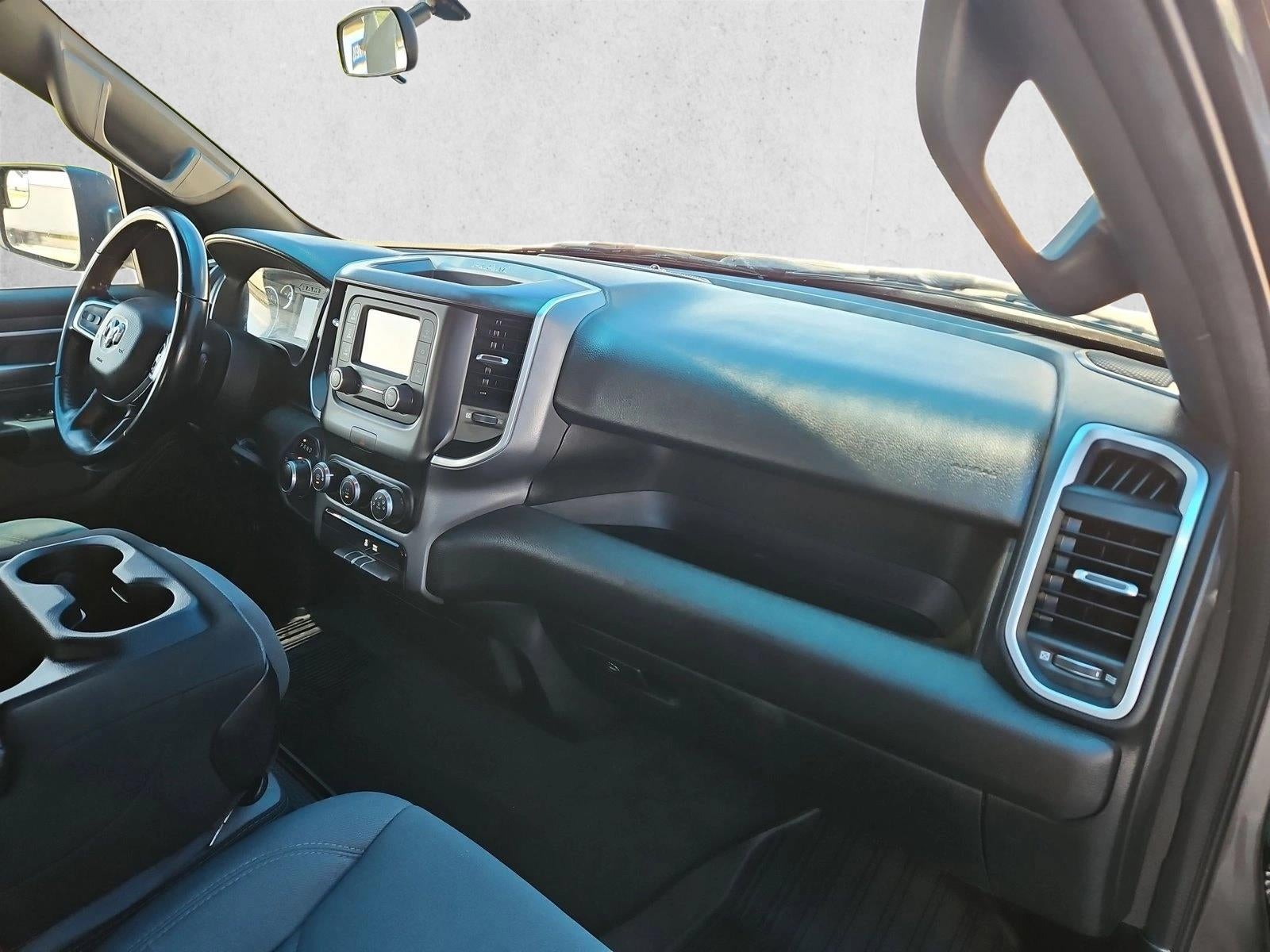 2022 RAM 1500 Big Horn Crew Cab 4x4 5'7" Box