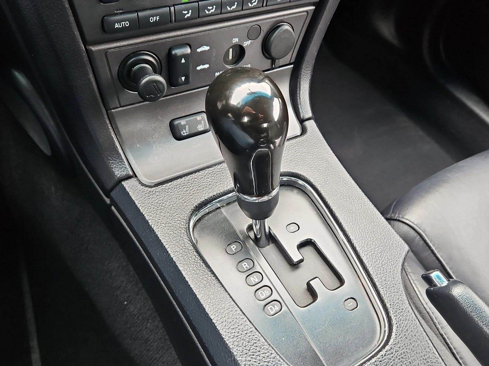 2003 Ford Thunderbird Deluxe