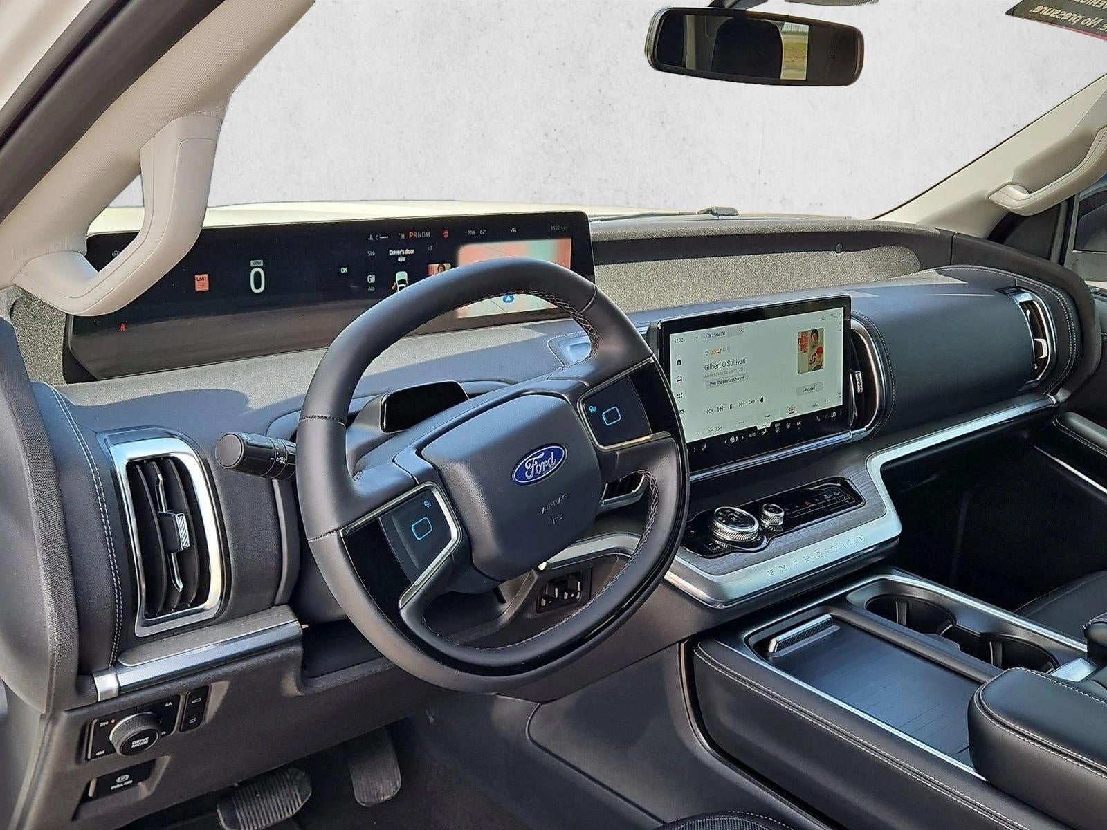 2025 Ford Expedition Platinum MAX