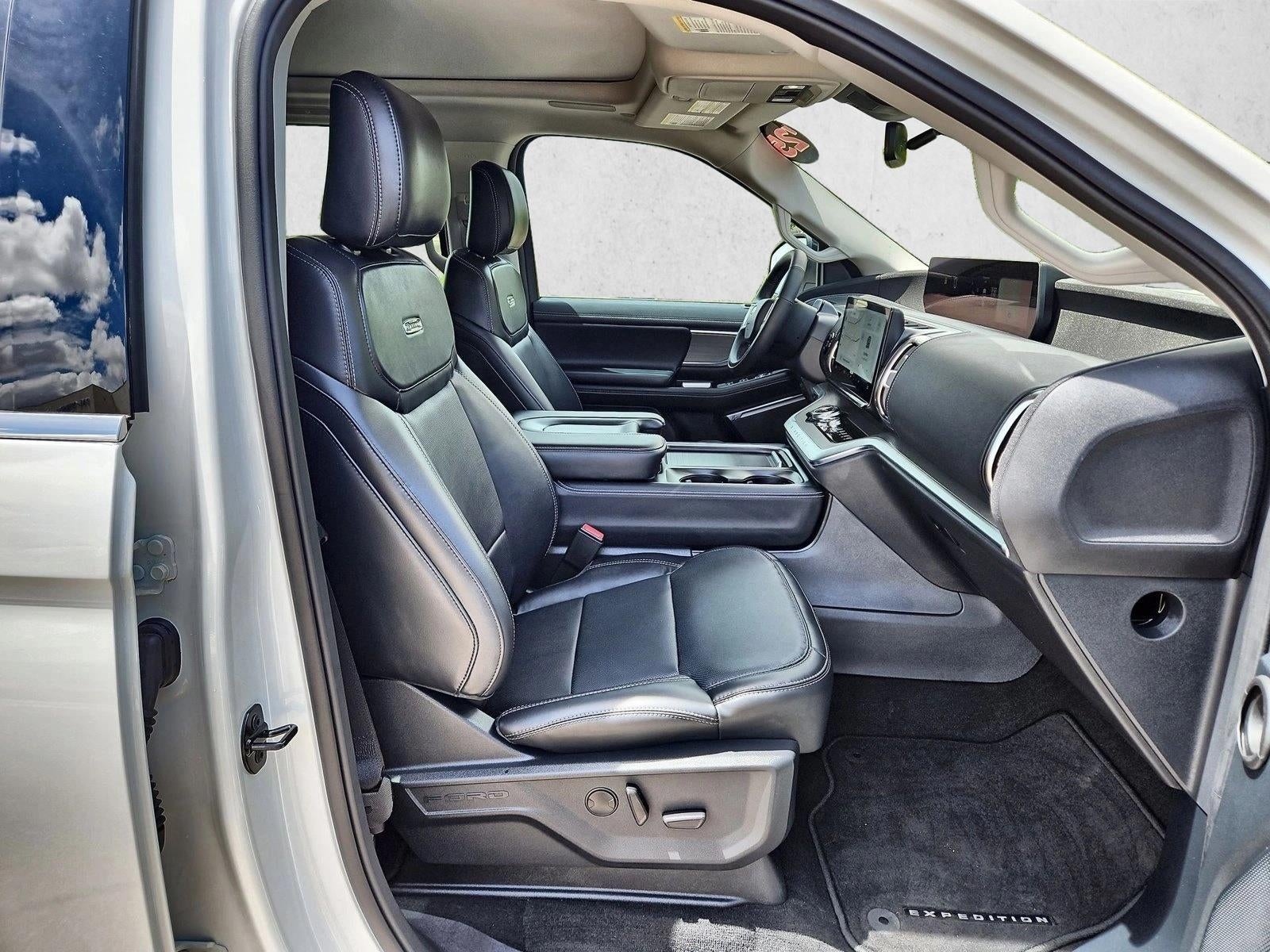 2025 Ford Expedition Platinum MAX