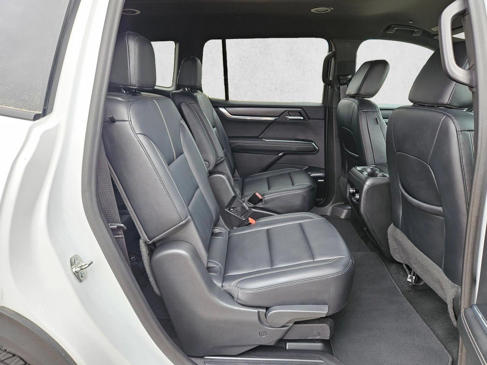 2024 GMC Acadia Elevation