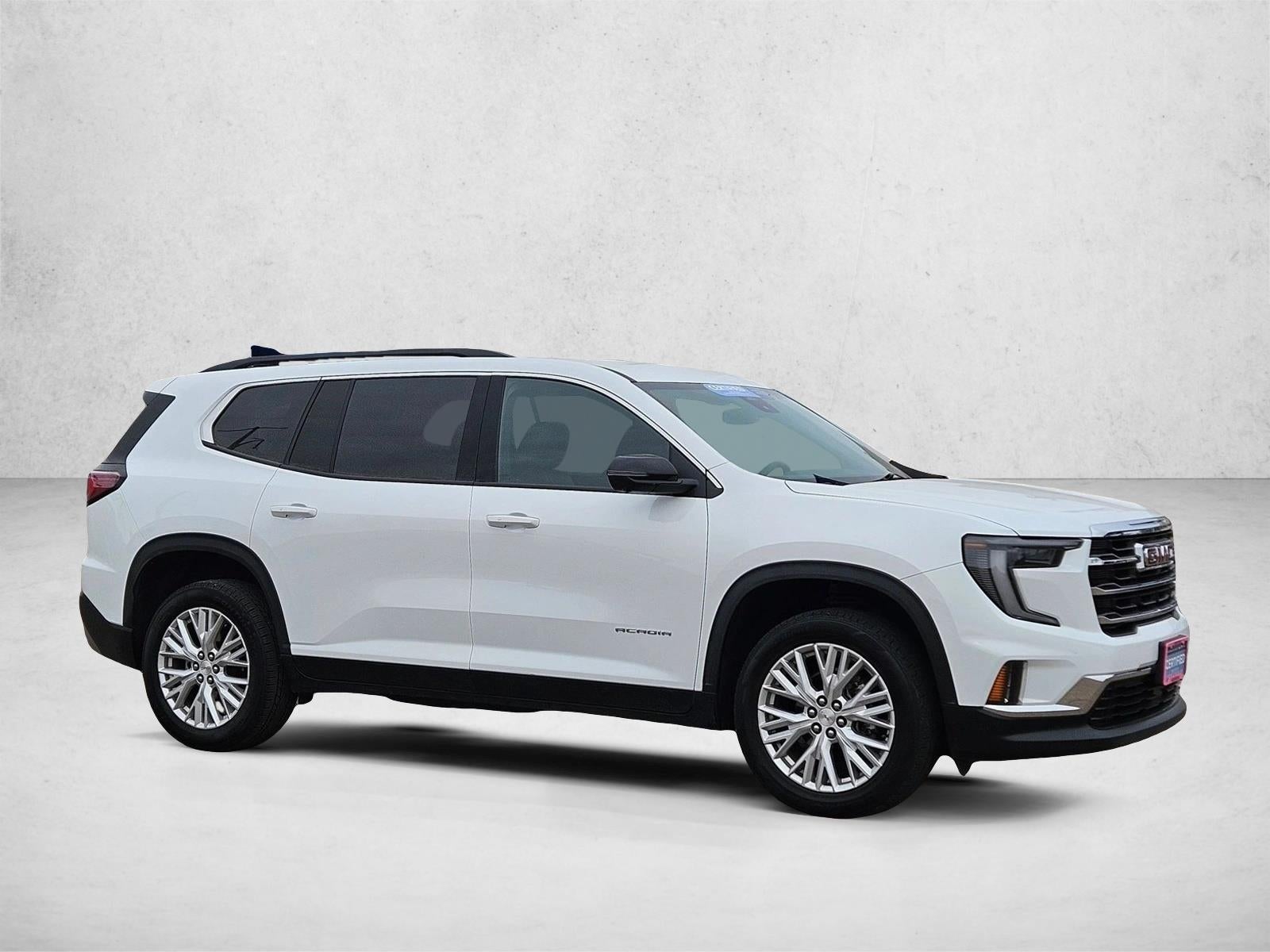 2024 GMC Acadia Elevation