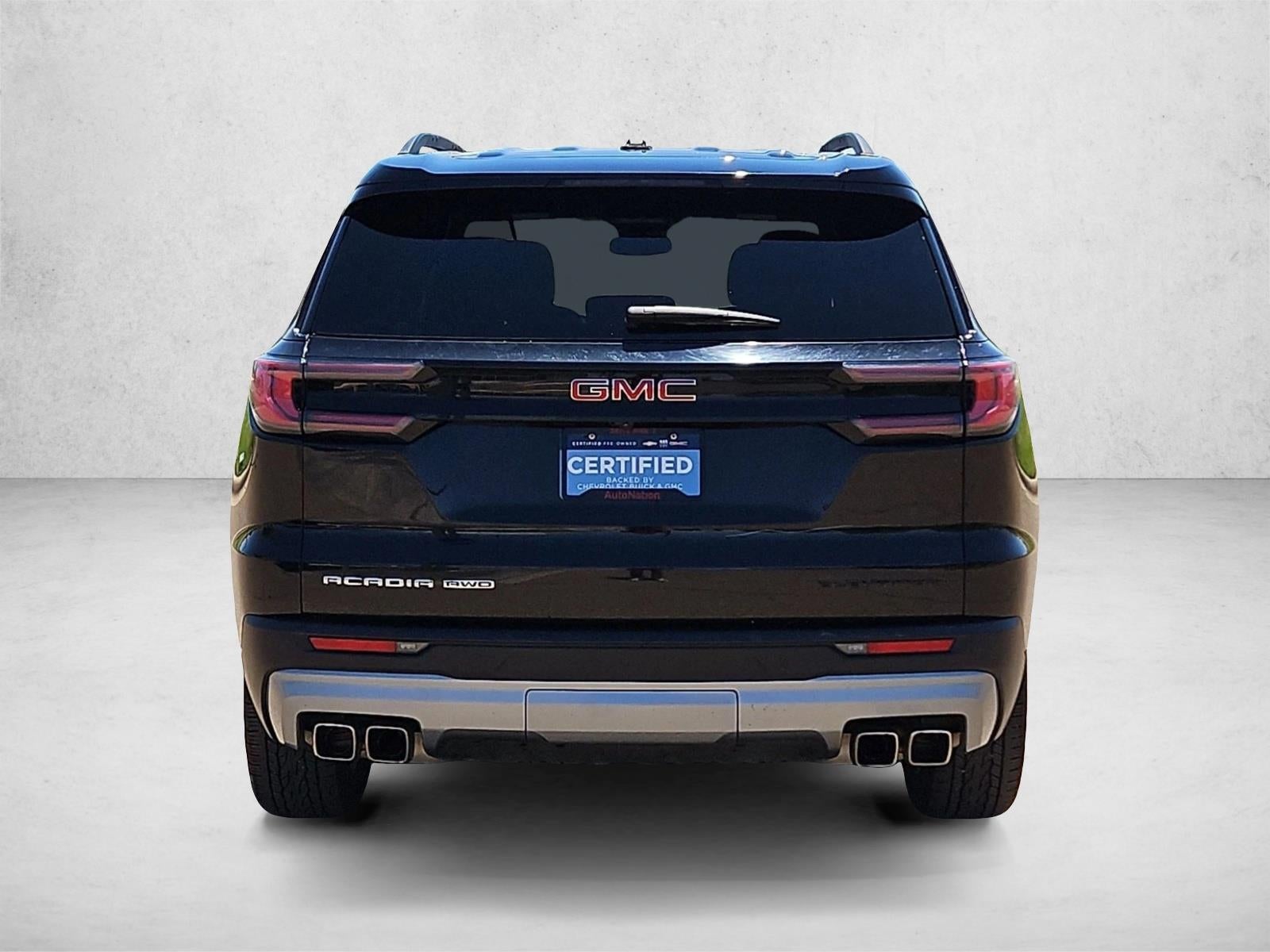 2024 GMC Acadia Elevation