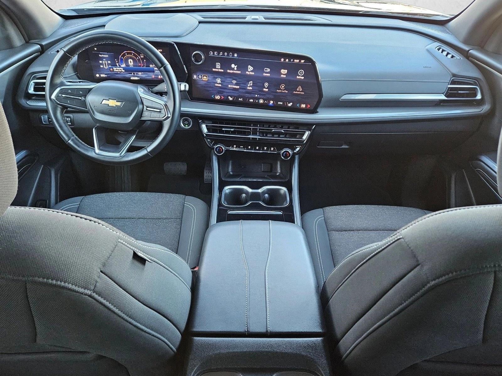 2024 Chevrolet Traverse LT