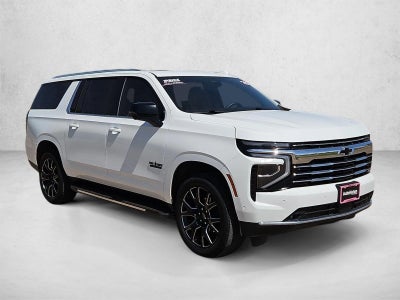 2025 Chevrolet Suburban LT