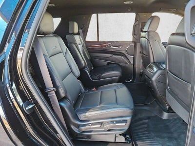 2022 Cadillac Escalade Luxury