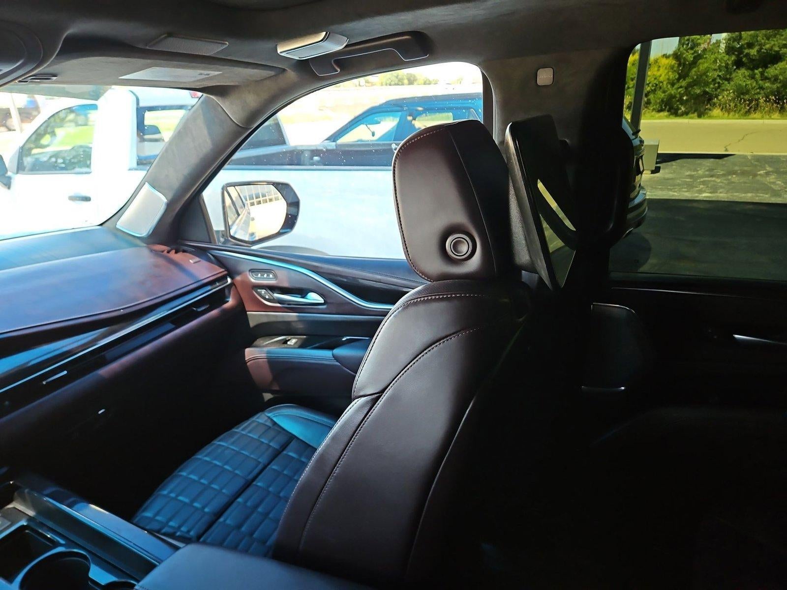 2023 Cadillac Escalade Premium Luxury Platinum