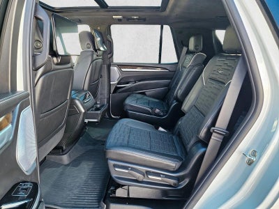 2025 Cadillac Escalade Sport Platinum