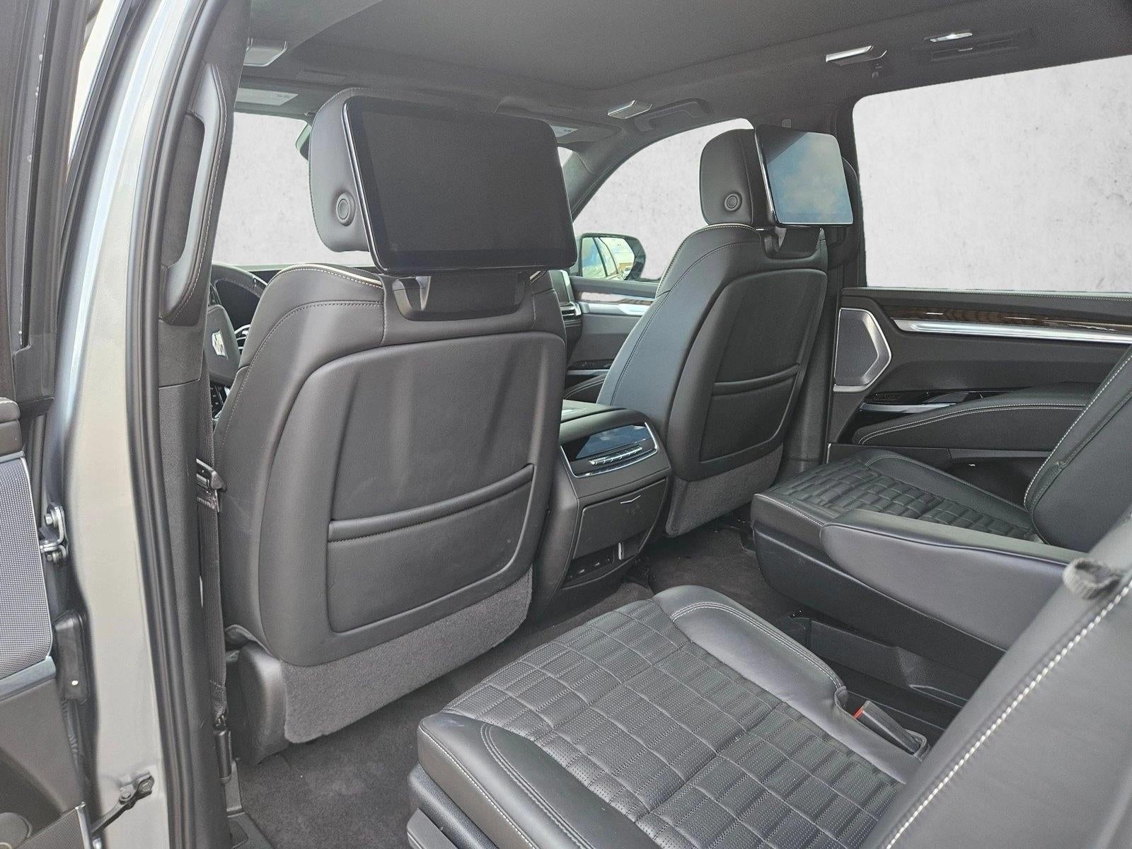 2025 Cadillac Escalade ESV Sport Platinum