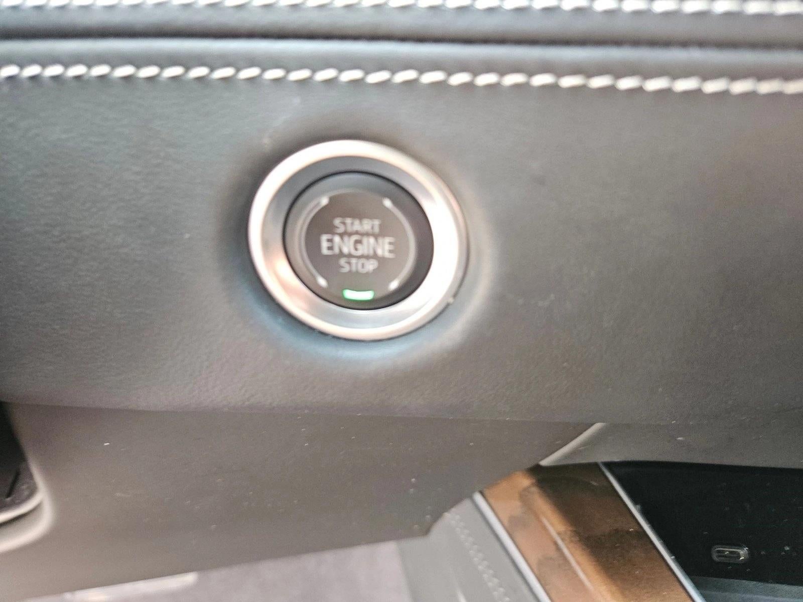 2025 Cadillac Escalade ESV Sport Platinum