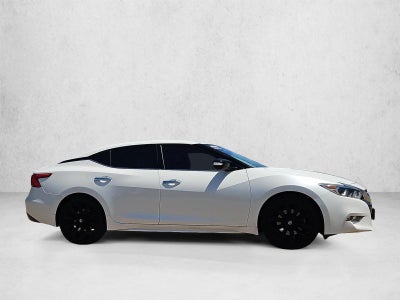 2017 Nissan Maxima SR