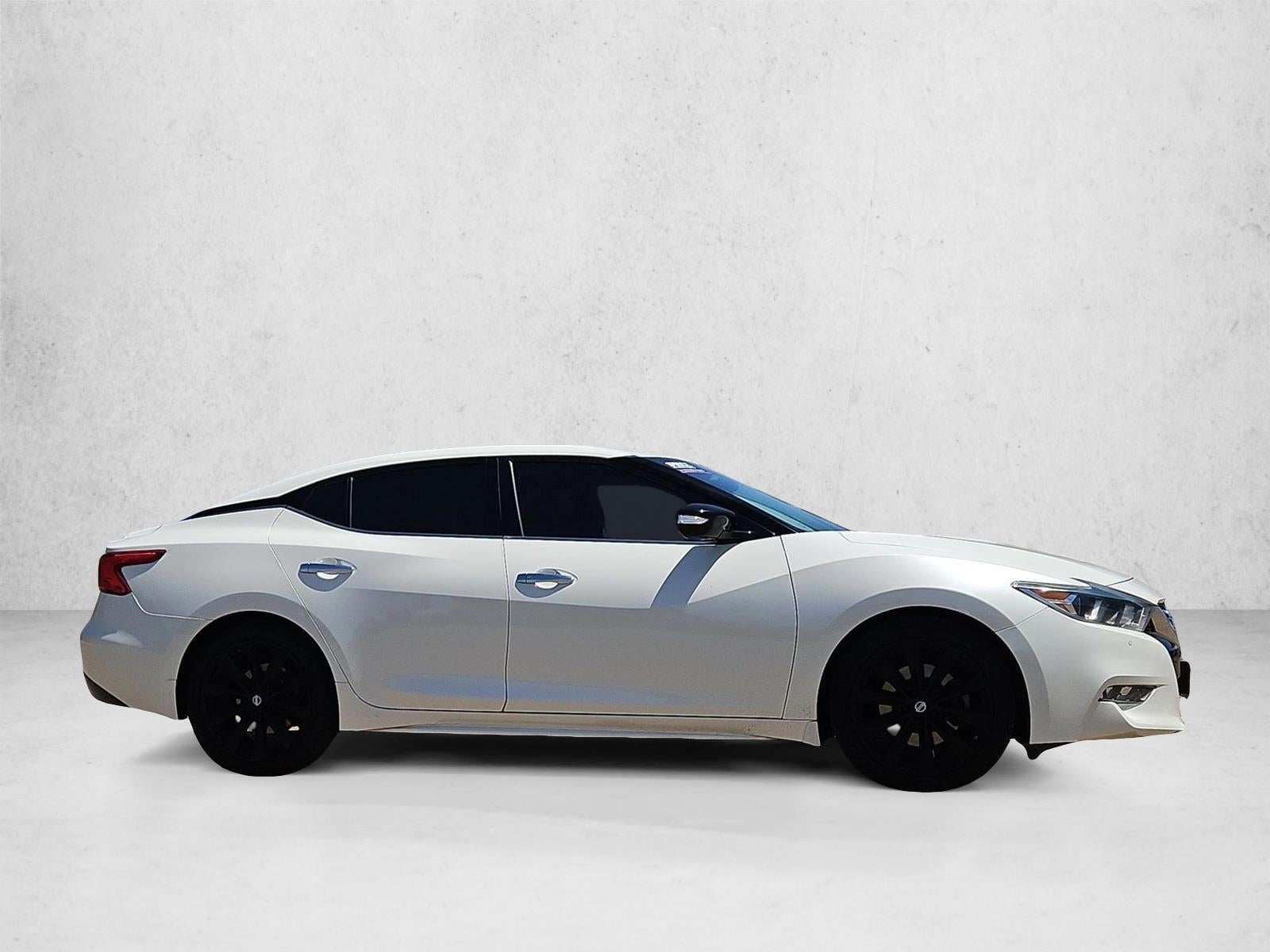 2017 Nissan Maxima SR
