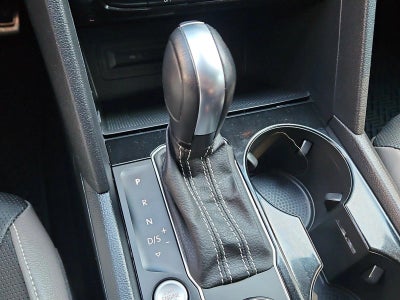 2022 Volkswagen Atlas Cross Sport 3.6L V6 SEL Premium R-Line