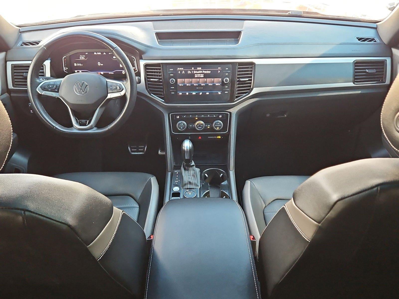 2022 Volkswagen Atlas Cross Sport 3.6L V6 SEL Premium R-Line