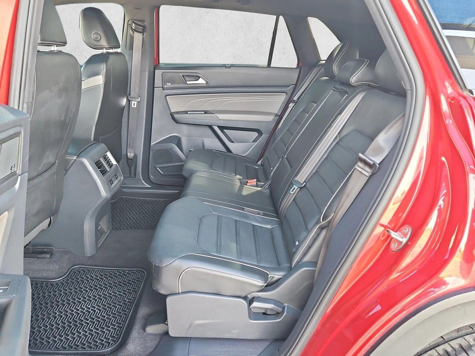 2022 Volkswagen Atlas Cross Sport 3.6L V6 SEL Premium R-Line