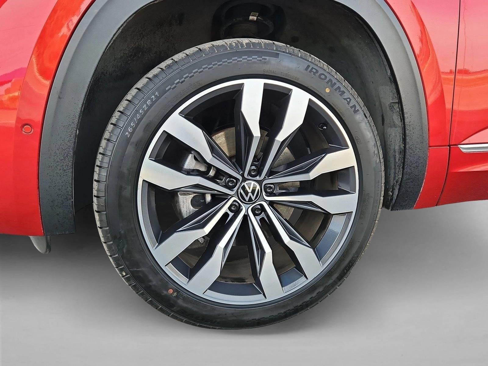 2022 Volkswagen Atlas Cross Sport 3.6L V6 SEL Premium R-Line