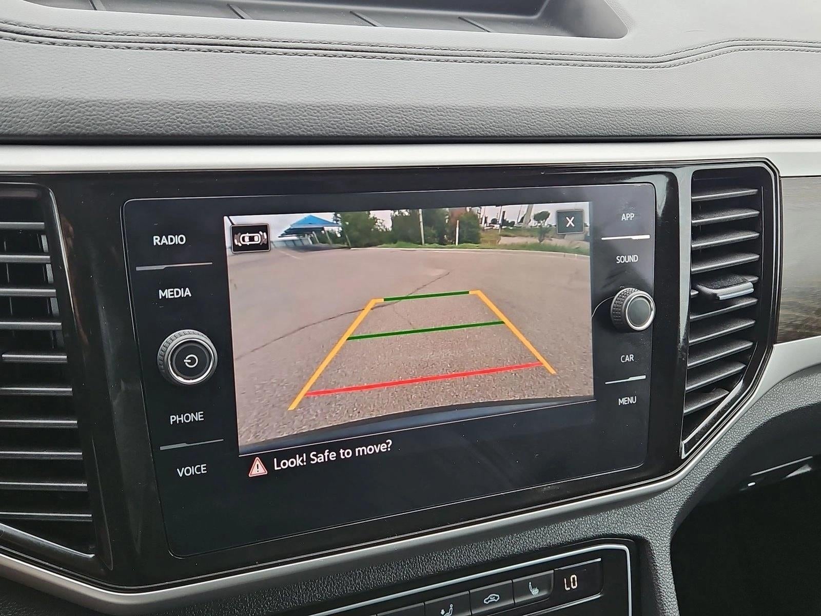 2022 Volkswagen Atlas 2.0T SE w/Technology