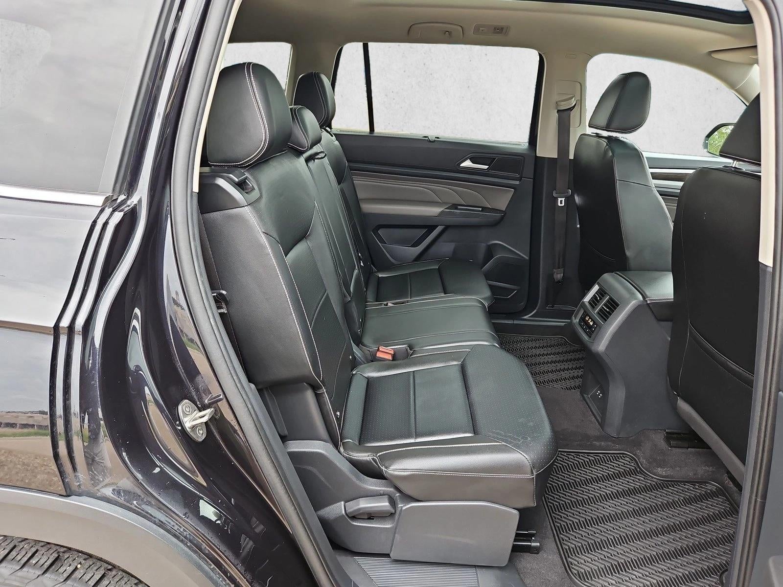 2022 Volkswagen Atlas 2.0T SE w/Technology