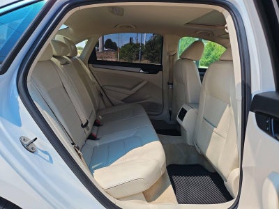 2014 Volkswagen Passat TDI SE