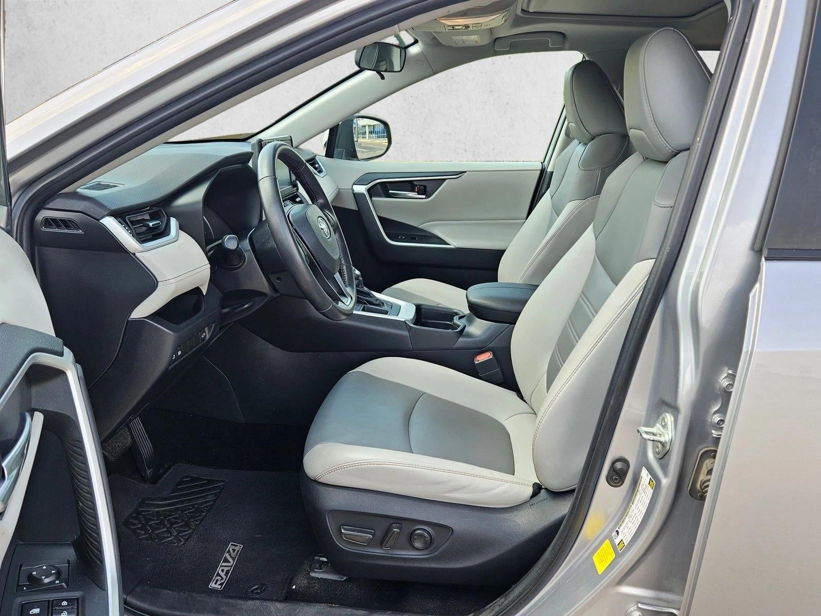 2019 Toyota RAV4 XLE Premium