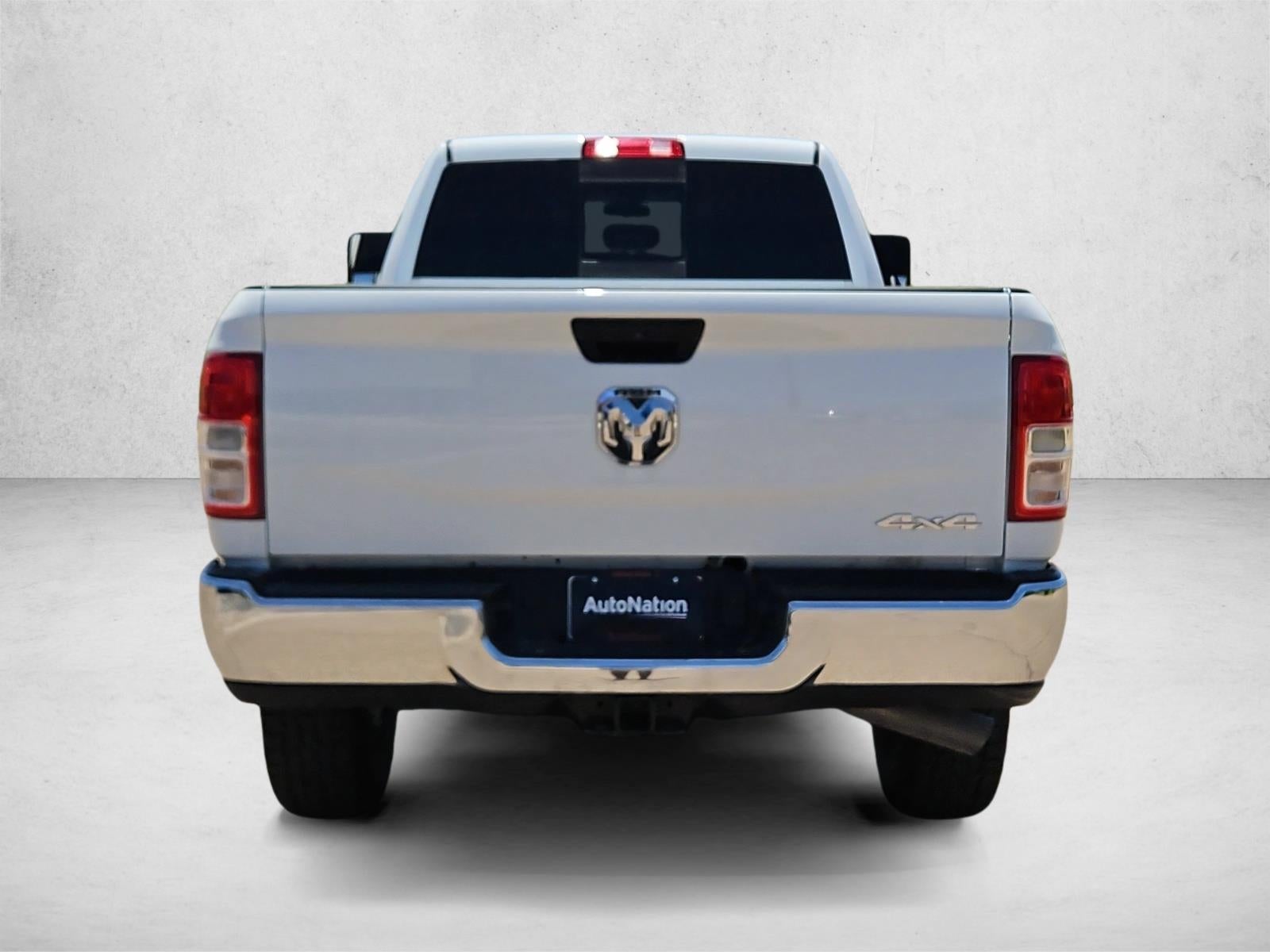 2024 RAM 3500 Tradesman Crew Cab 4x4 8' Box