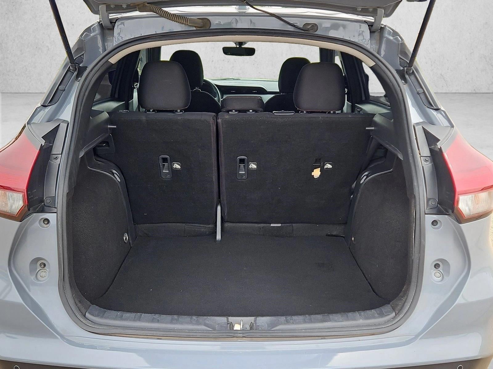 2022 Nissan Kicks SR Xtronic CVT