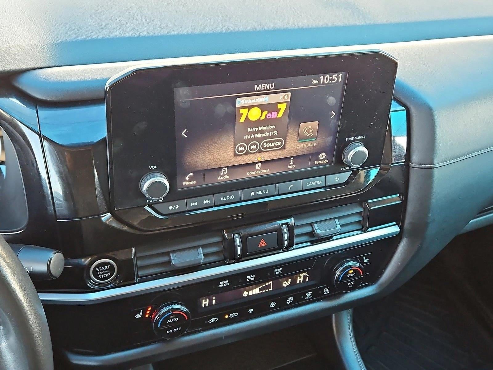 2022 Nissan Pathfinder SV