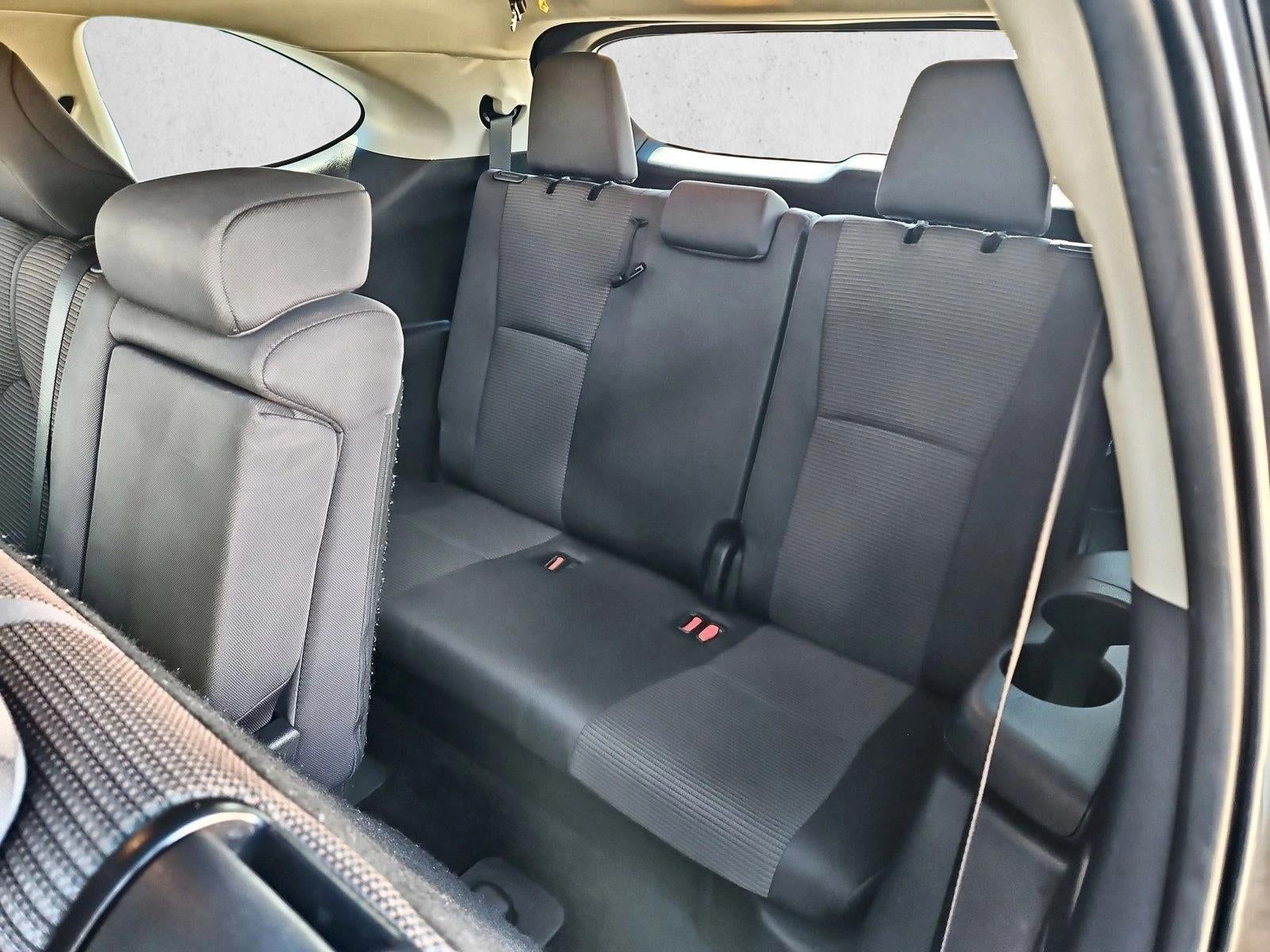 2025 Toyota Highlander LE
