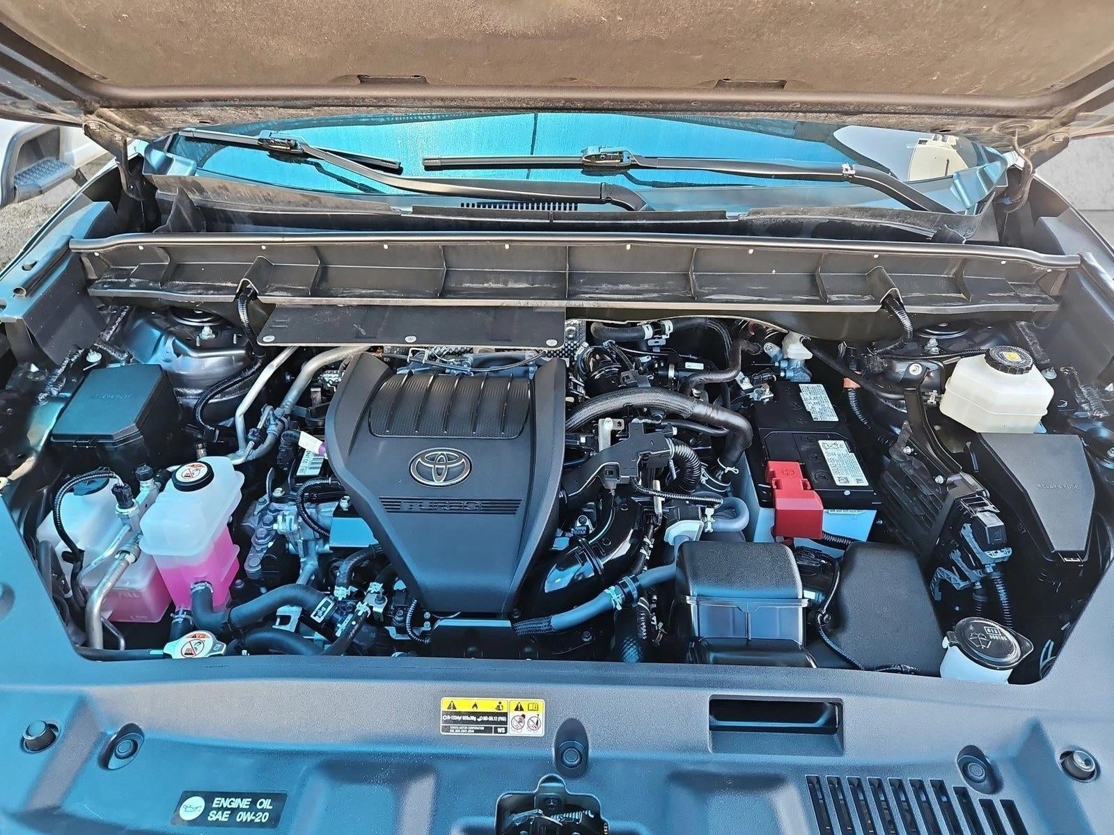 2025 Toyota Highlander LE