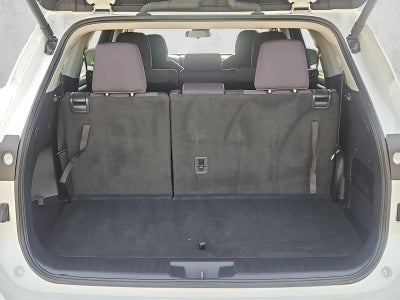 2025 Toyota Highlander LE