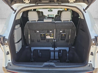 2025 Toyota Sienna XLE