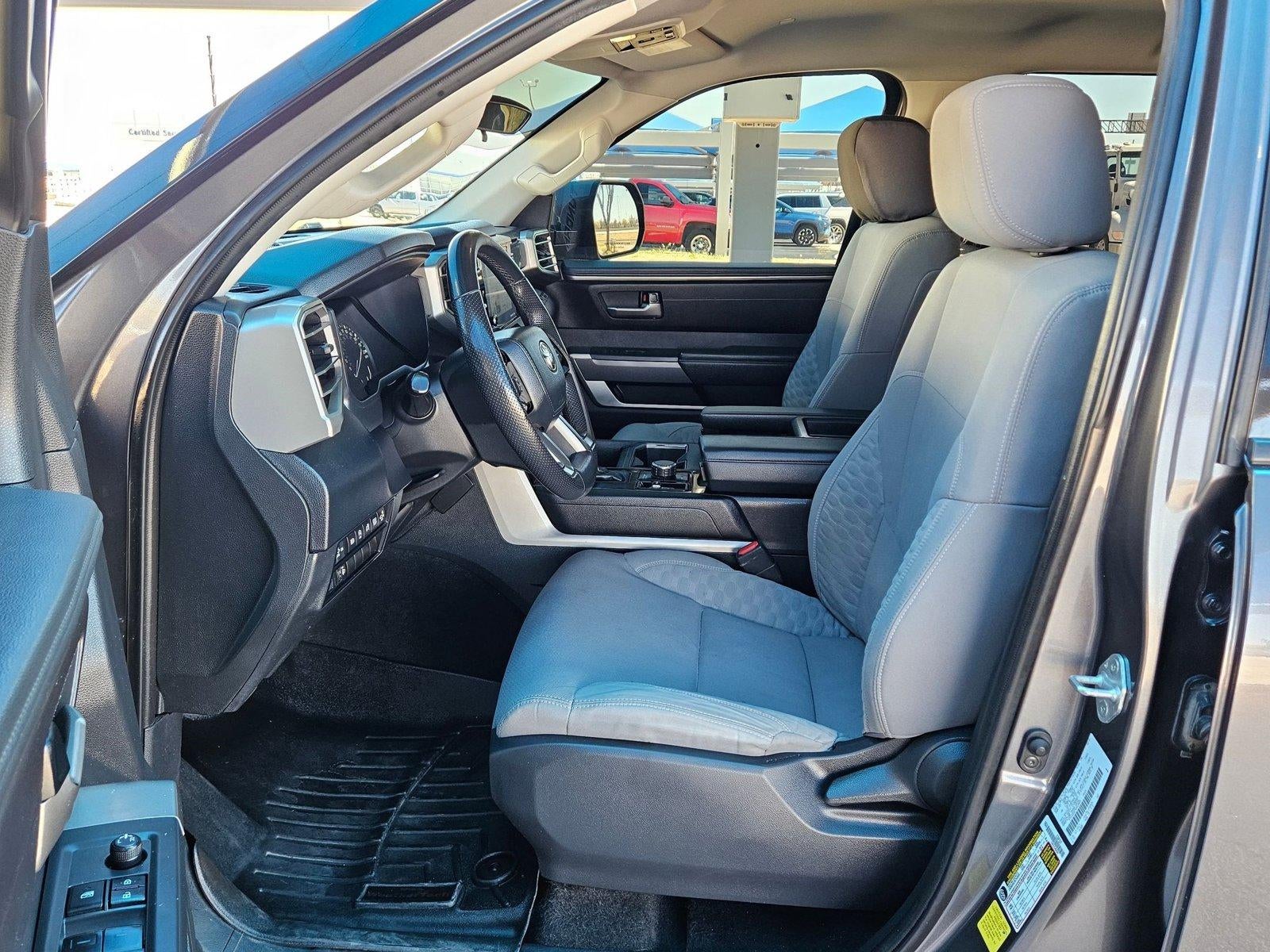 2022 Toyota Tundra 4WD SR5