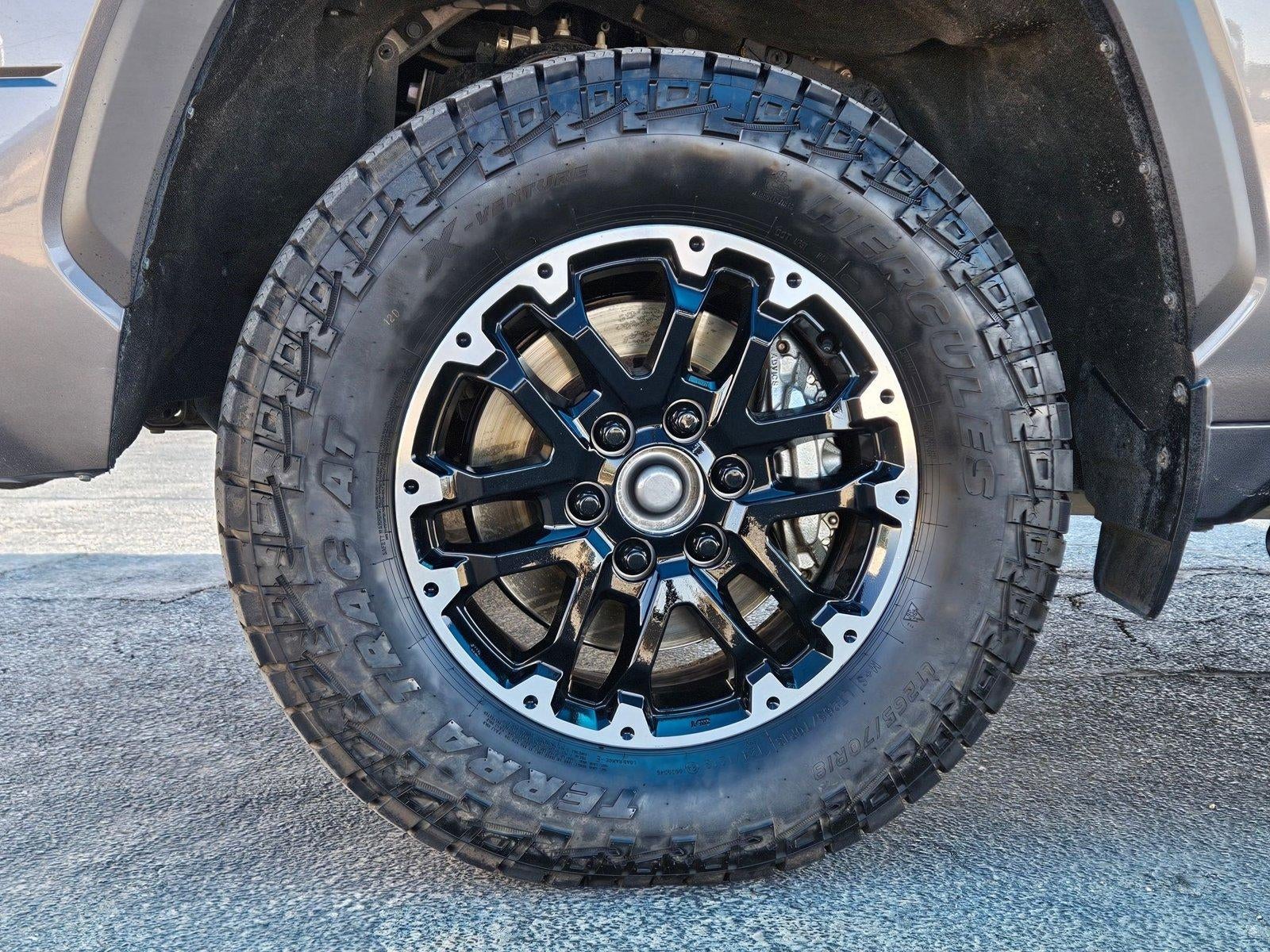 2022 Toyota Tundra 4WD SR5