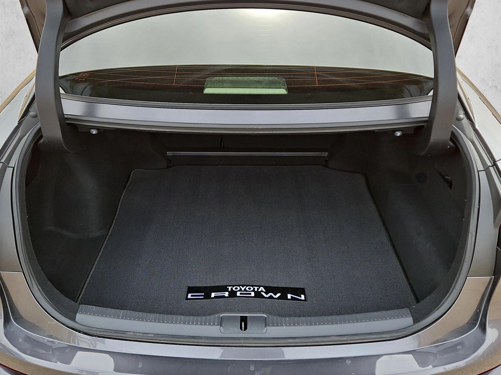 2024 Toyota Crown Platinum