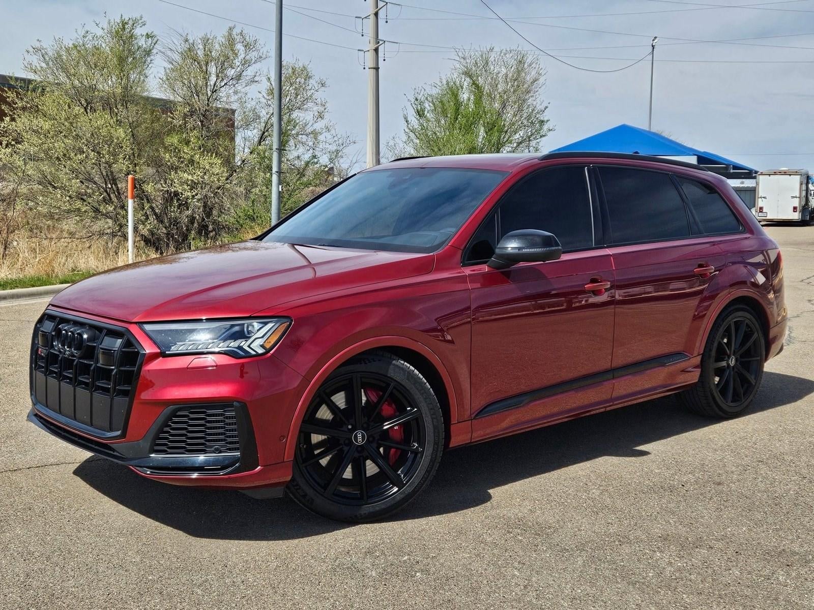 2022 Audi SQ7 Premium Plus