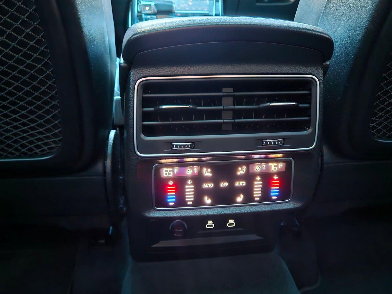 2022 Audi SQ7 Premium Plus