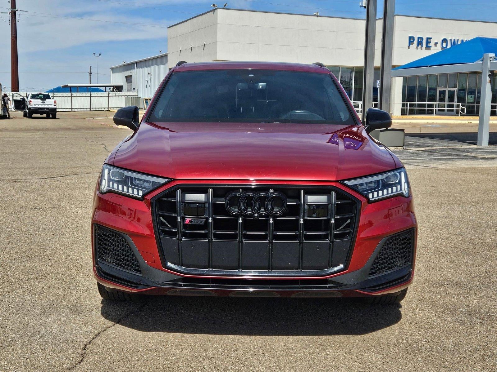2022 Audi SQ7 Premium Plus