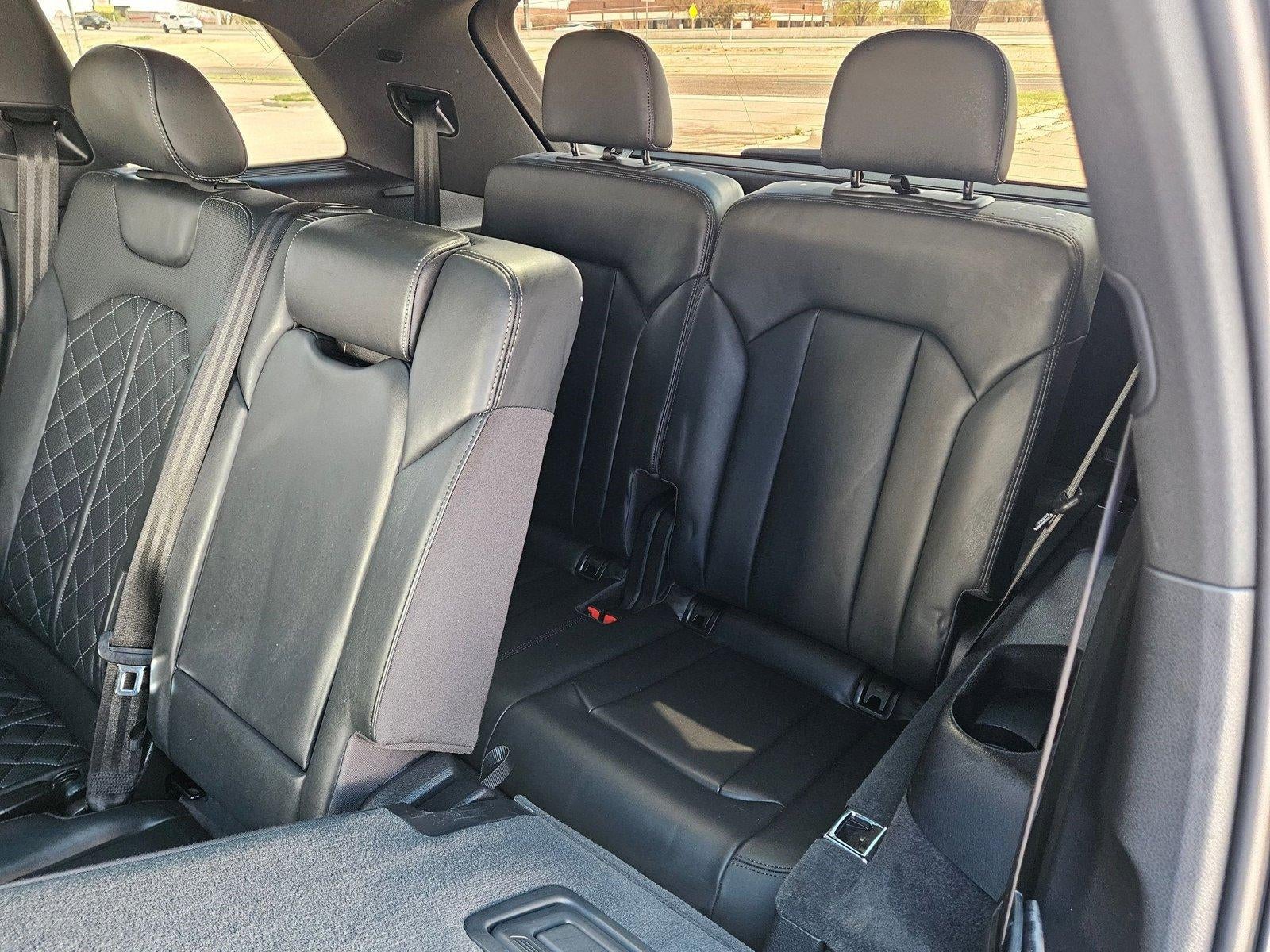 2022 Audi SQ7 Premium Plus