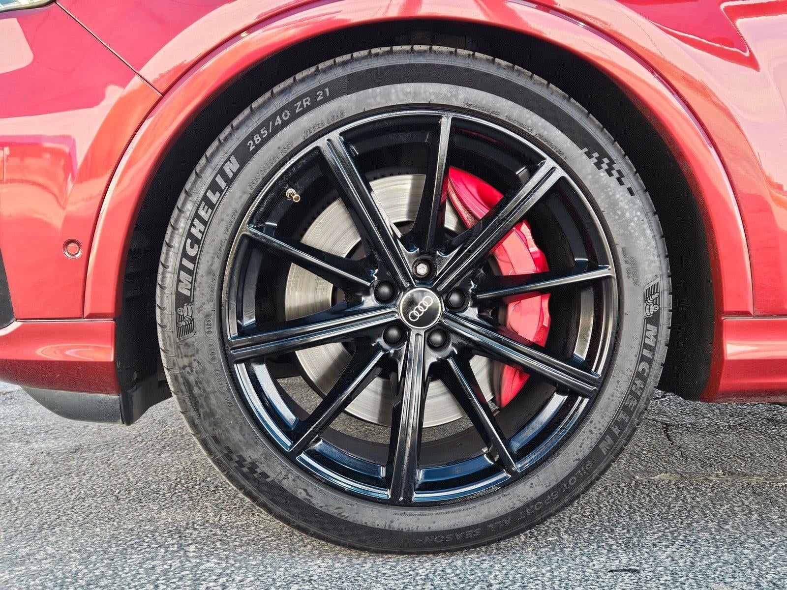 2022 Audi SQ7 Premium Plus