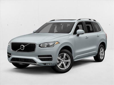 2017 Volvo XC90 T6 Momentum