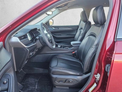 2024 Jeep Grand Cherokee L Laredo