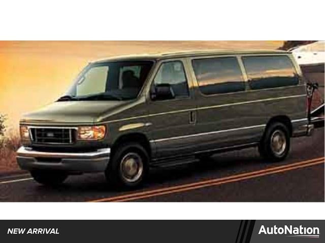 2004 Ford Econoline Wagon XL