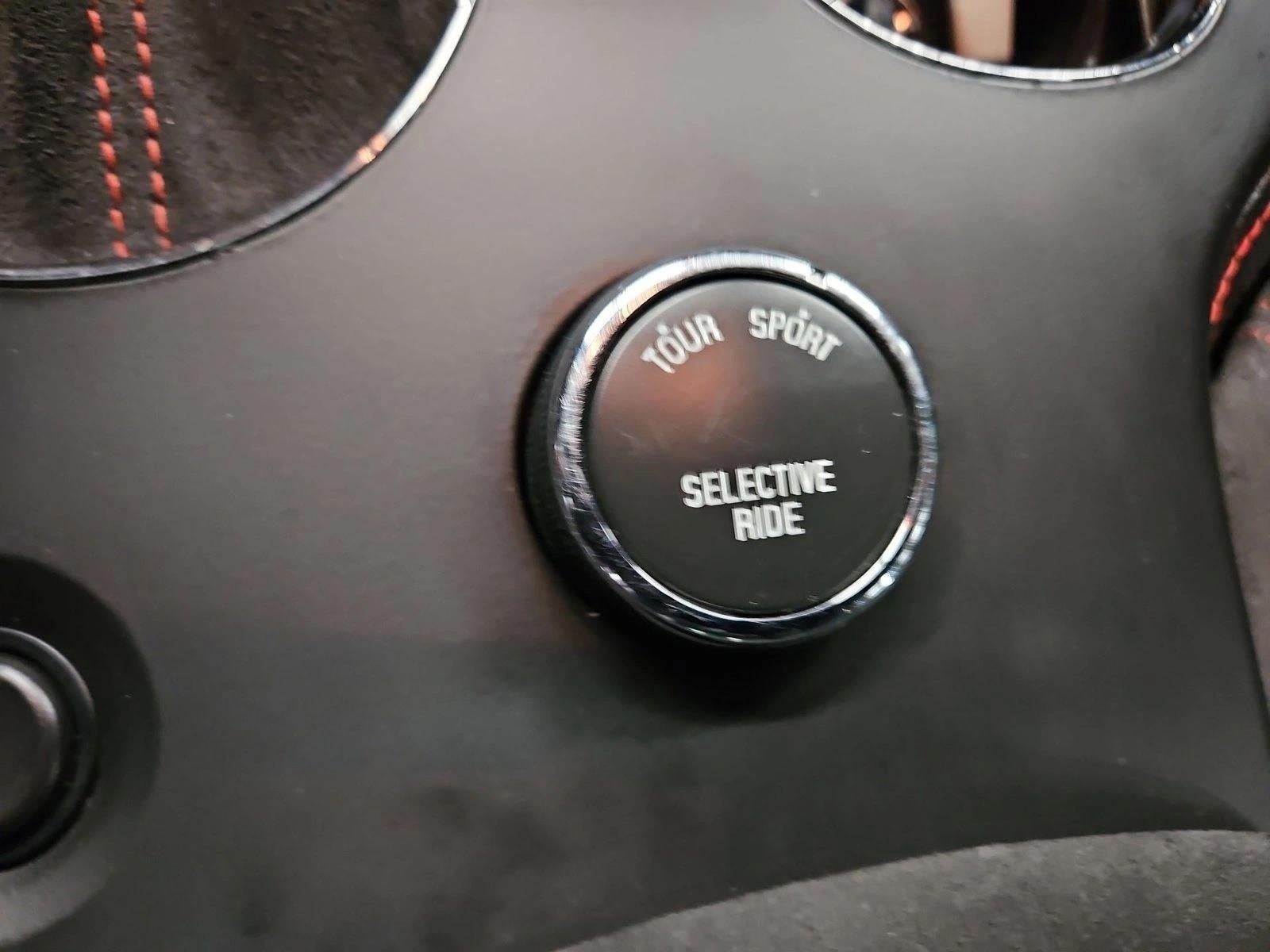 2012 Chevrolet Corvette w/3LT