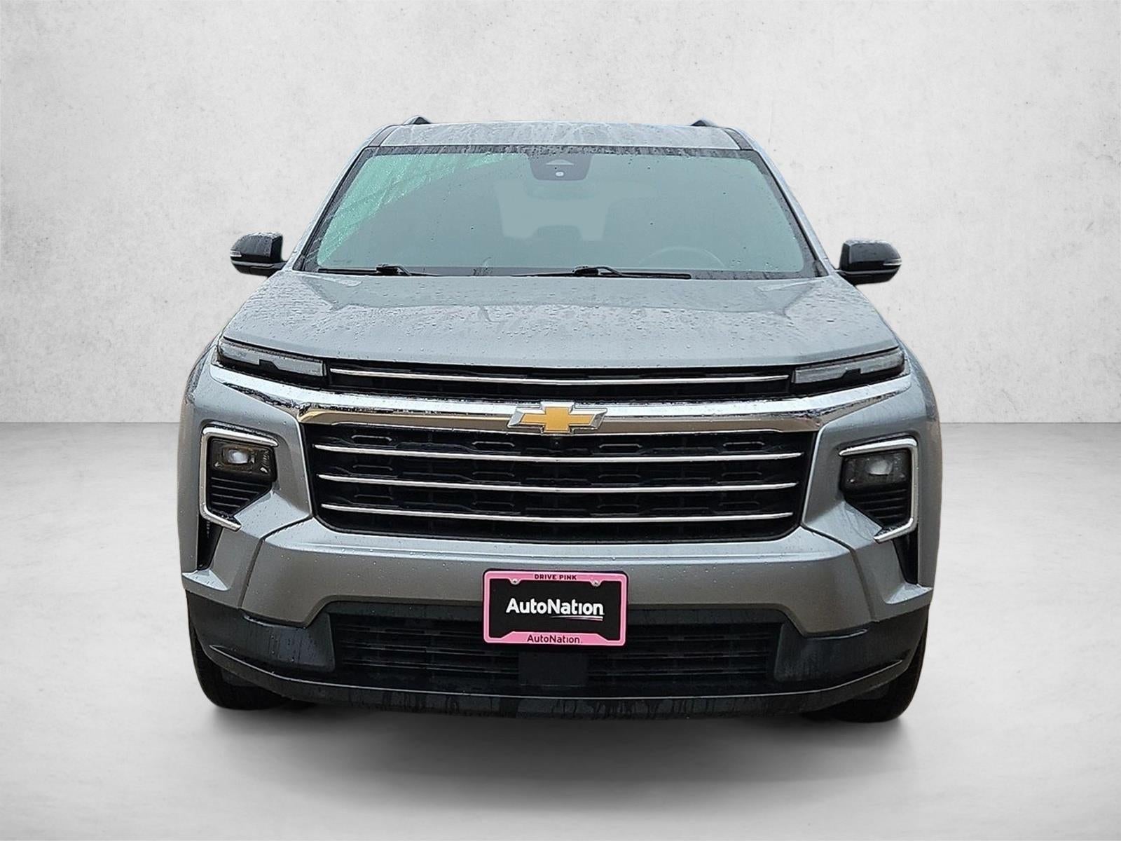 2024 Chevrolet Traverse 1LT - Photo 2