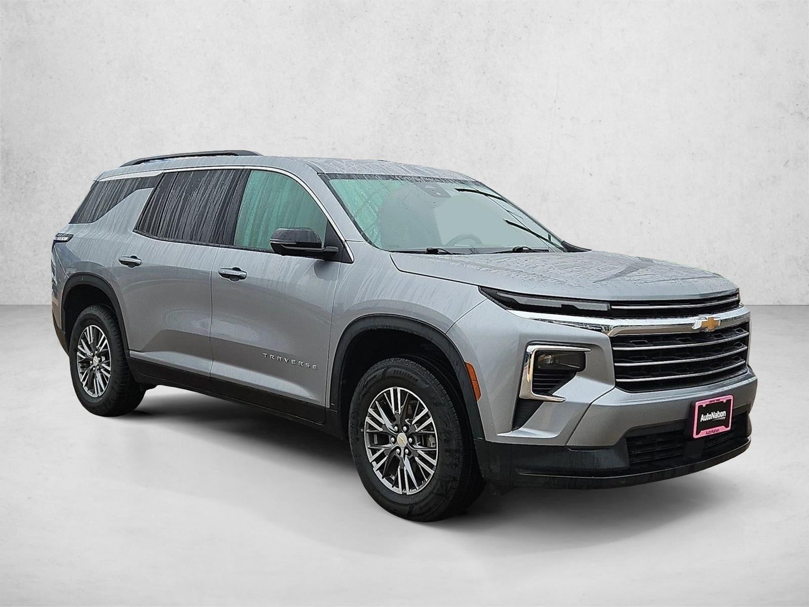 2024 Chevrolet Traverse 1LT - Photo 3