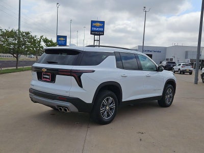 2024 Chevrolet Traverse LT